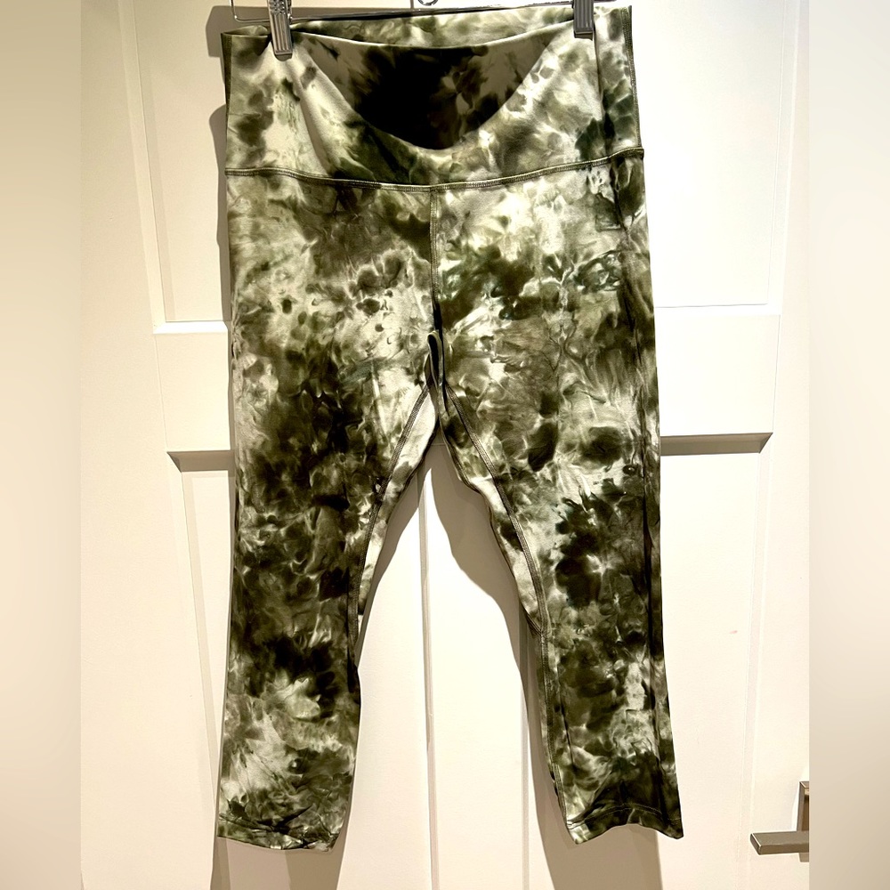 Lululemon Align High Rise Crop 21”